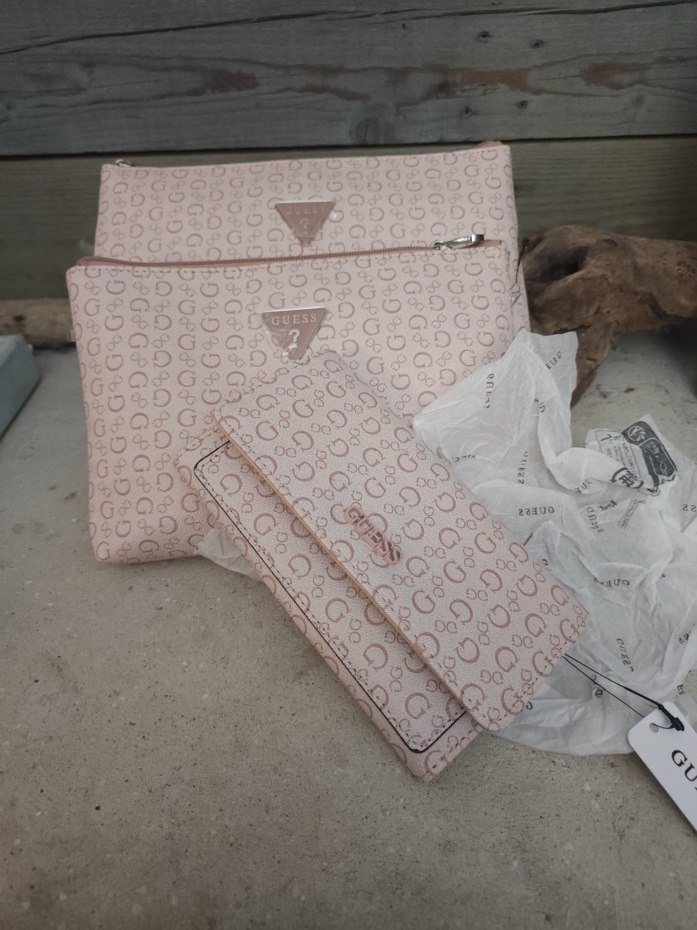 GUESS Pink Logo Cosmetic Pouch Set